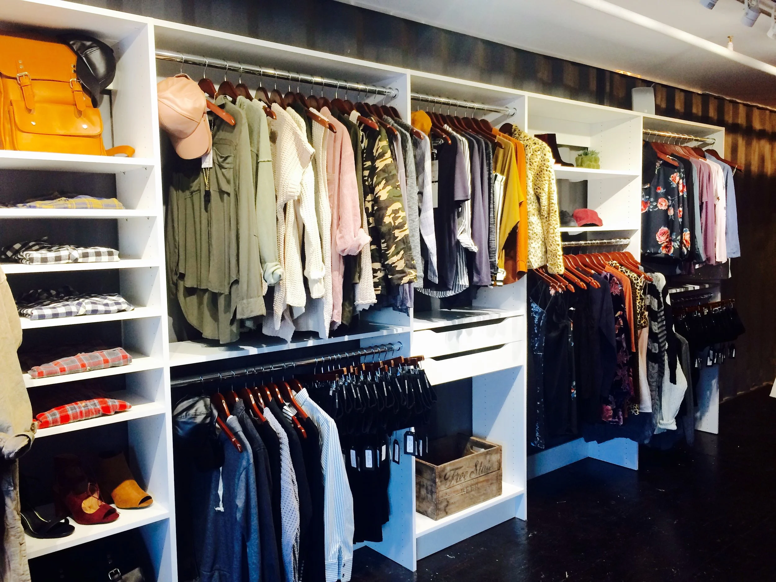 Pros closet shipping shop